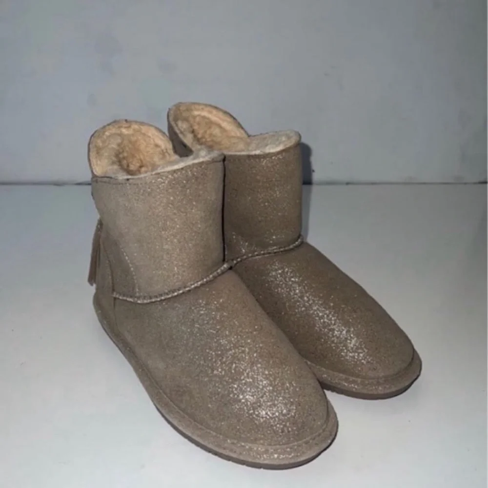 Bearpaw Natalia Fashion Boots size 3